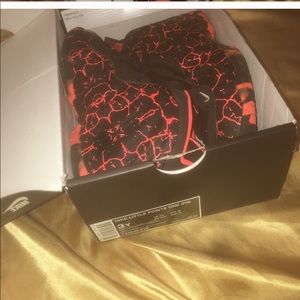 NIKE MAGMA FOAMPOSITE SIZE 3